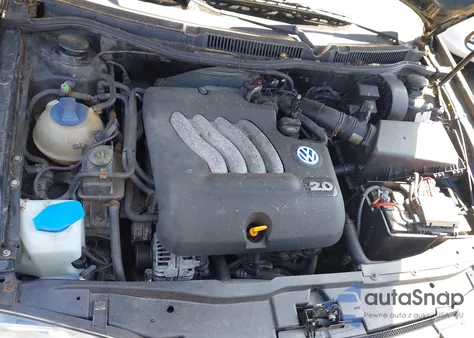 2000 Volkswagen Jetta Gls from USA, damaged, VIN 3VWSC29M9YM169277